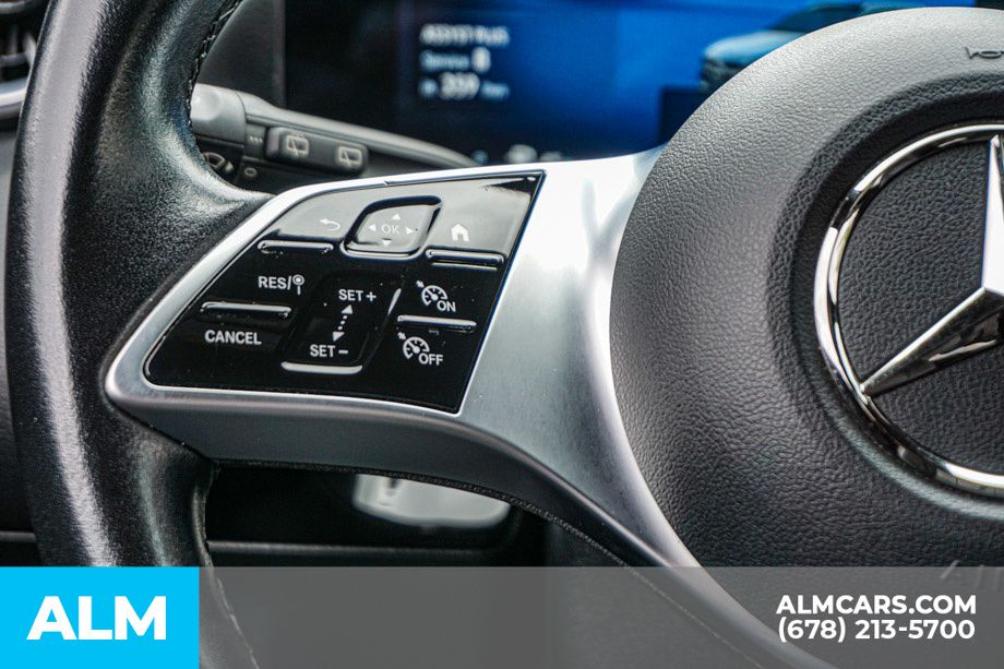 Used 2025 Black Mercedes-Benz GLA 250 image 29