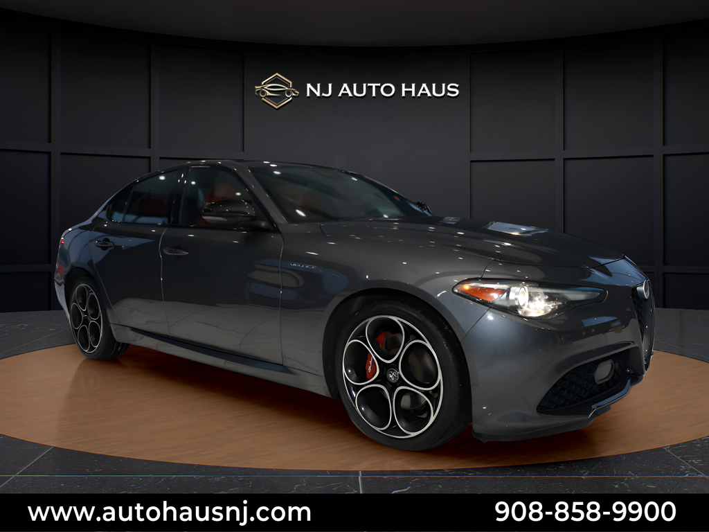 2023 Alfa Romeo Giulia Veloce AWD