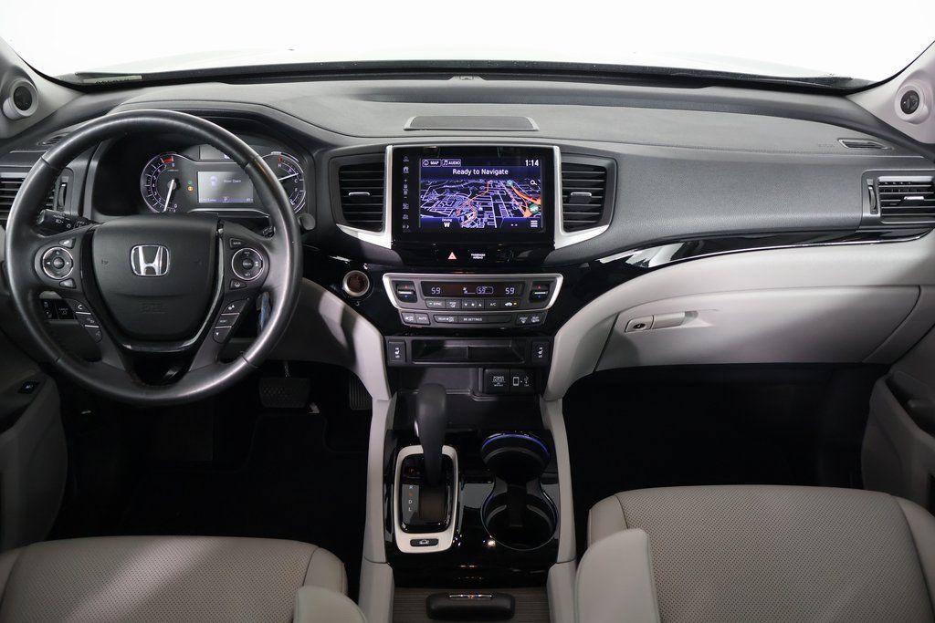 Thumbnail: 2017 Honda Ridgeline - 8