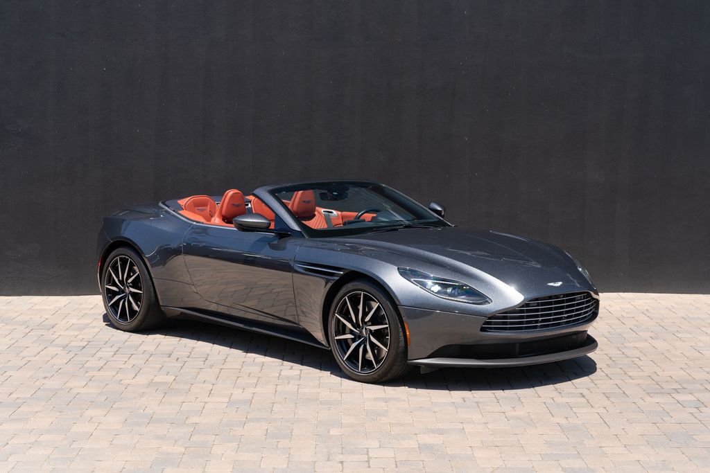 2023 Aston Martin DB11 V8 Volante's photo