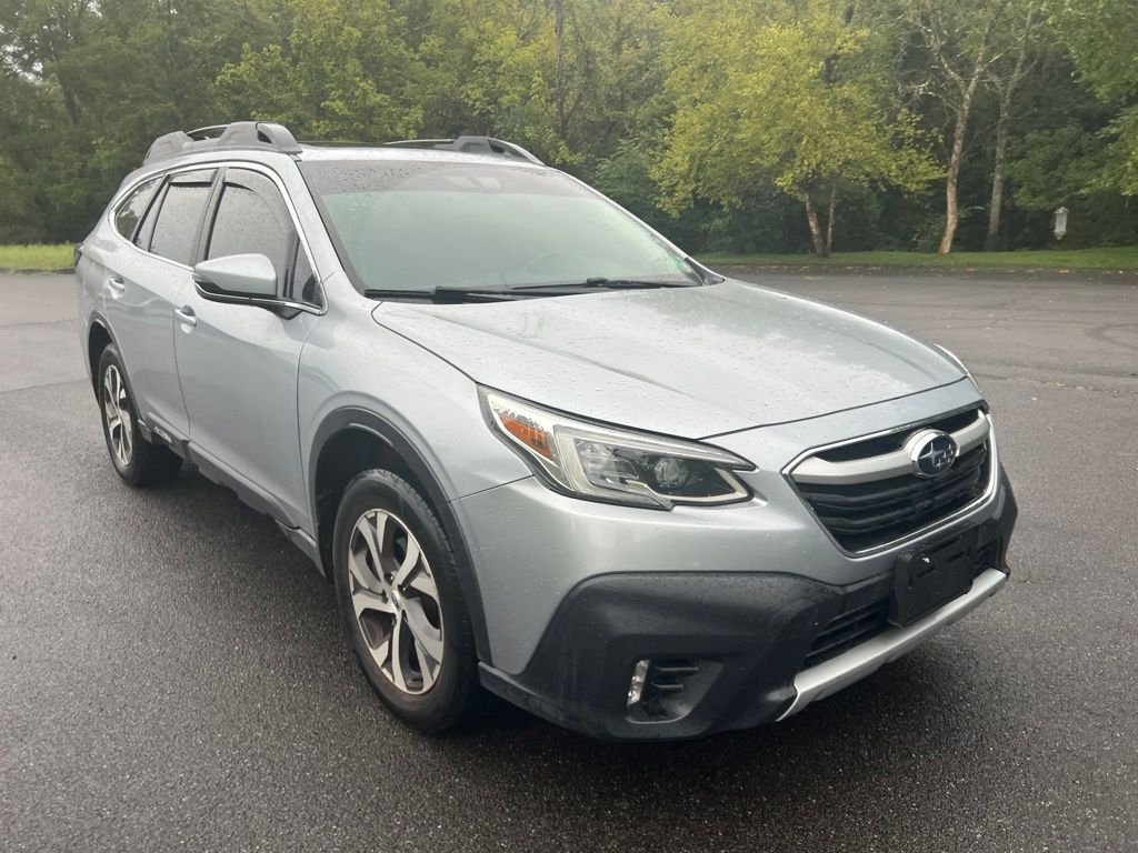 2022 Subaru Outback photo 1