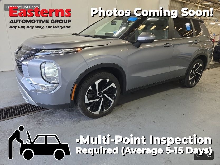 2024 Mitsubishi Outlander's photo