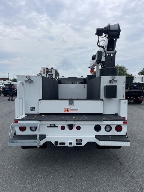 2025 Ford F-550 Chassis XL