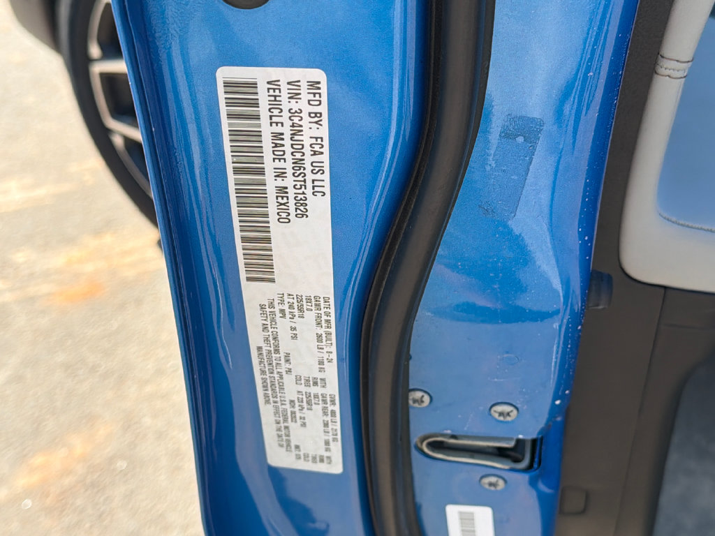 Used 2025 Blue Jeep Limited image 34