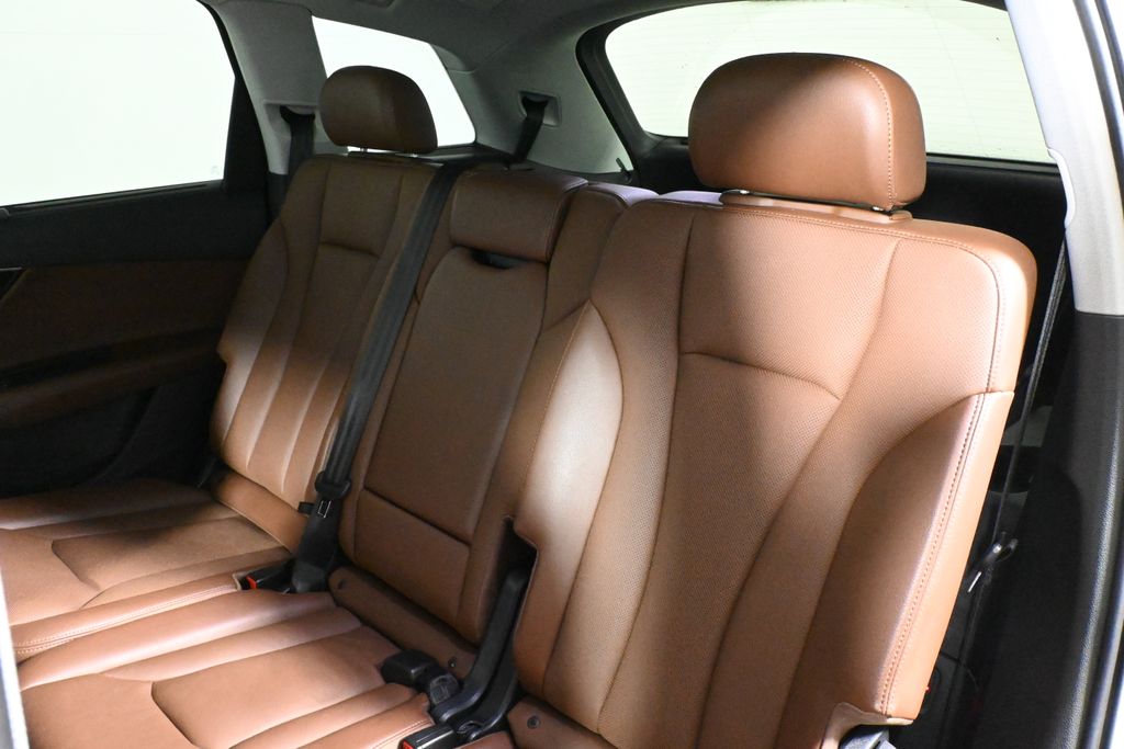 Thumbnail: 2019 Audi Q7 - 4