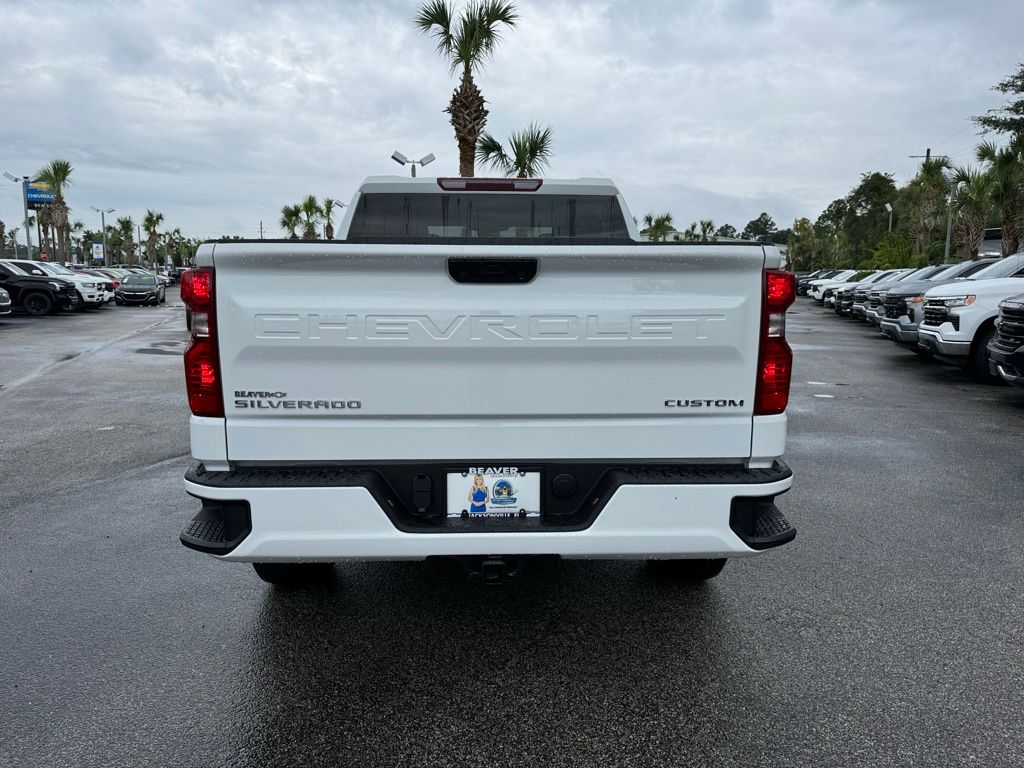 2024 Chevrolet Silverado 1500 Custom 7