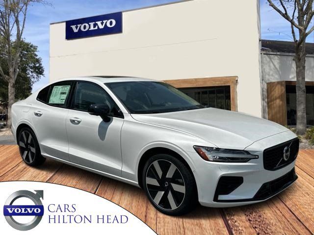 2024 Volvo S60 Recharge T8 Plus Dark Theme eAWD