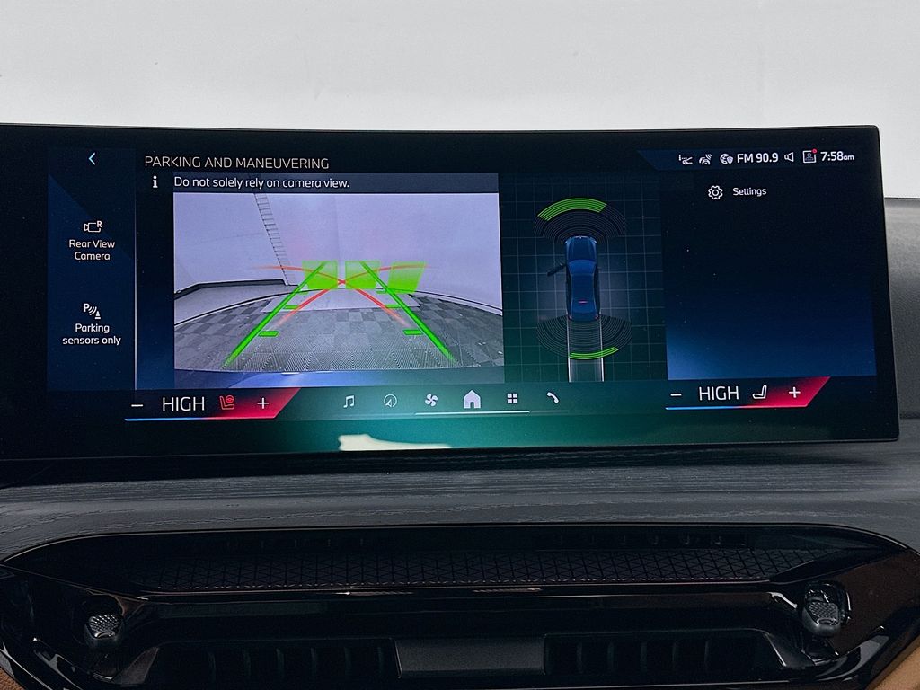 Thumbnail: 2026 BMW 3 Series - 13