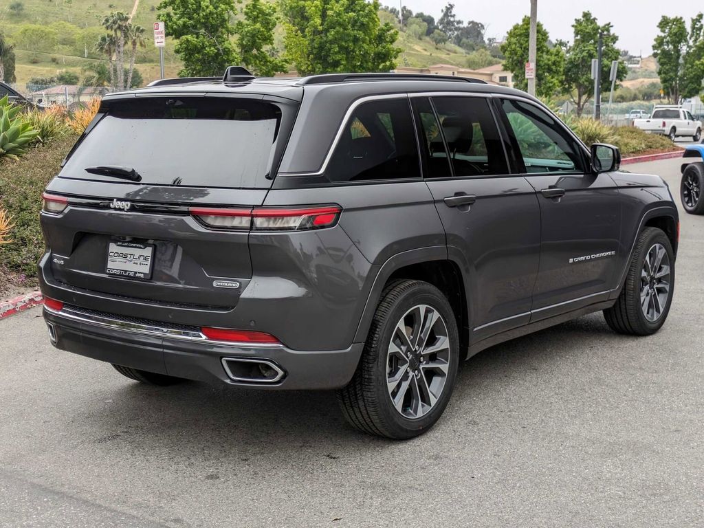 2024 Jeep Grand Cherokee Overland 4