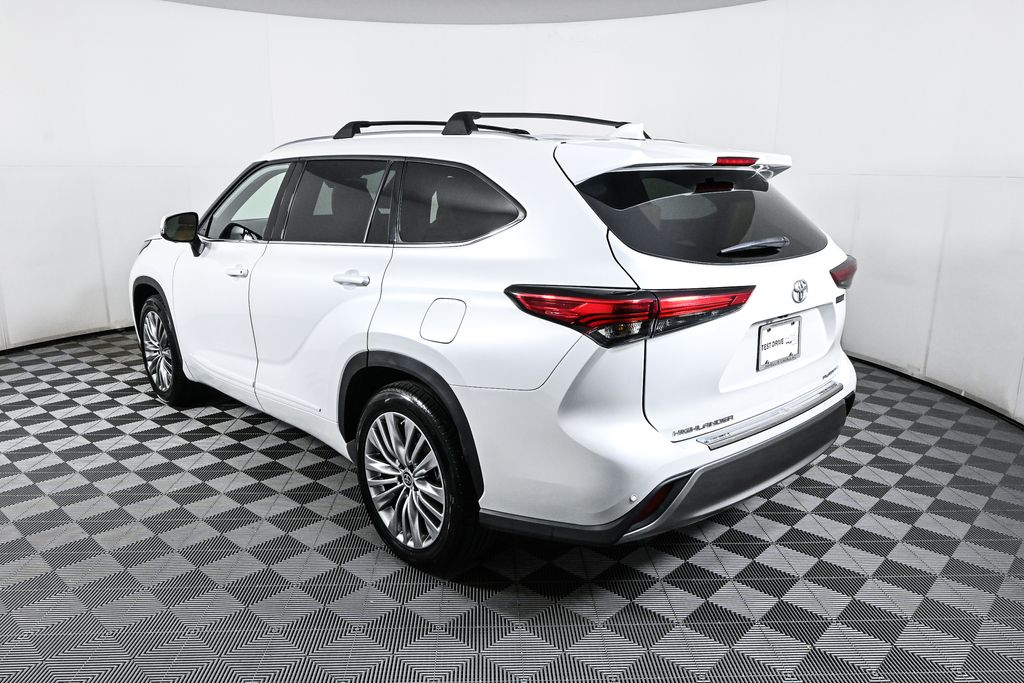 2023 Toyota Highlander Platinum 4