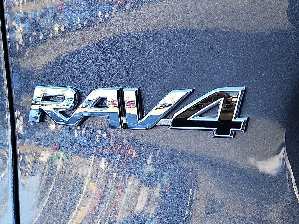 Thumbnail: 2024 Toyota RAV4 - 25