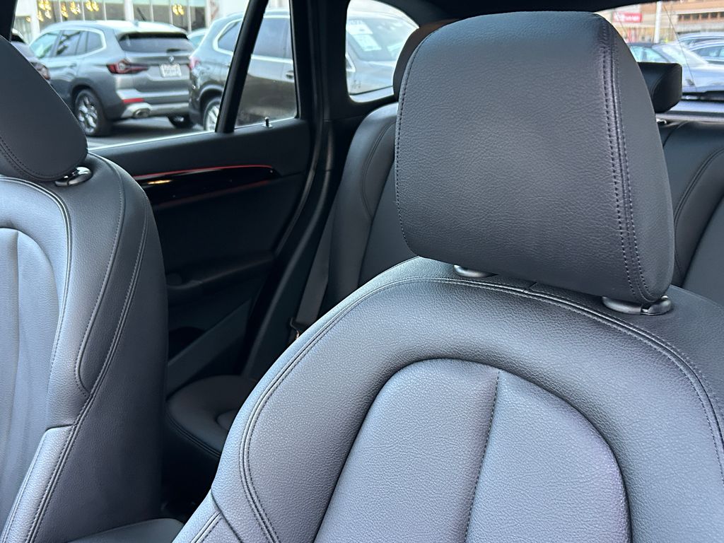 Thumbnail: 2019 BMW X1 - 14