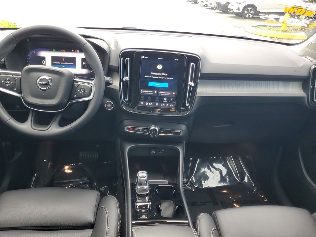 used 2024 Volvo XC40 car, priced at $27,899