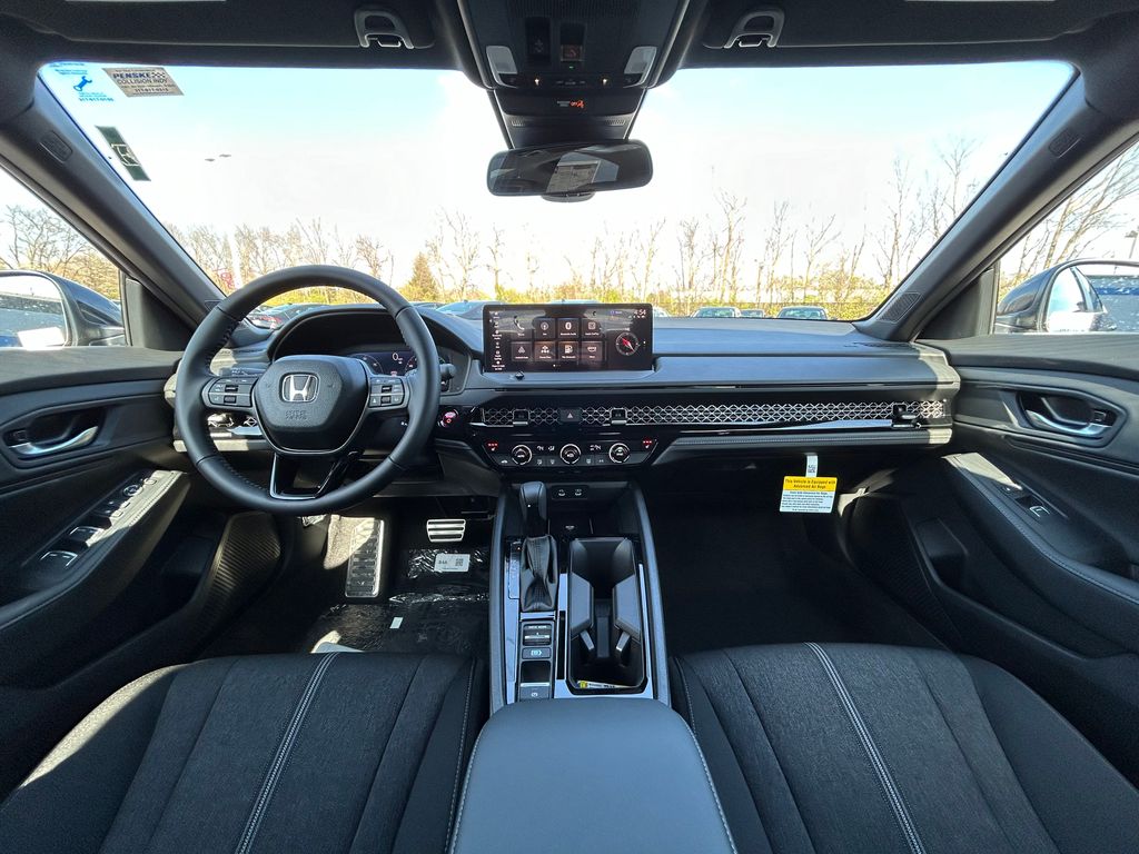 2025 Honda Accord Sport 12