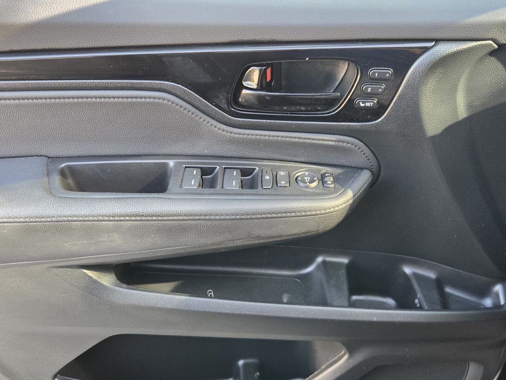 2024 Honda Odyssey - $38,149