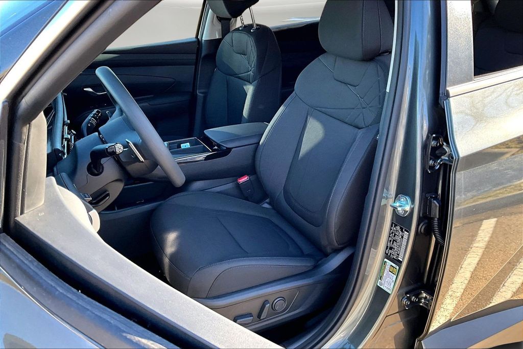 New 2026 Gray Hyundai SEL image 9