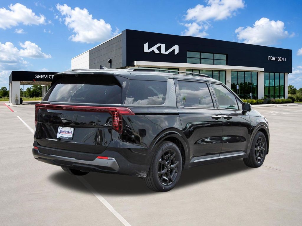 New 2026 Kia Carnival MPV Van