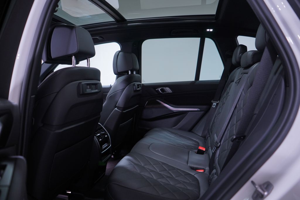 Thumbnail: 2023 BMW X5 - 9