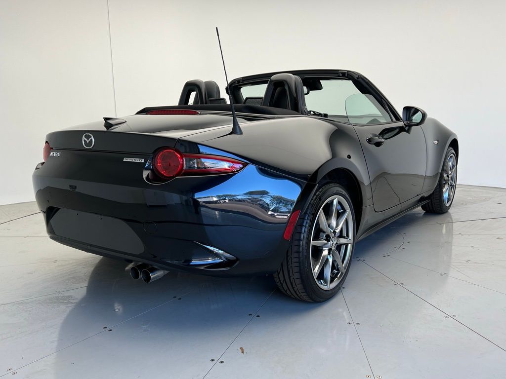 2023 Mazda MX-5 Miata Grand Touring 5