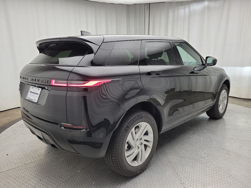 2025 Land Rover Range Rover Evoque S 3