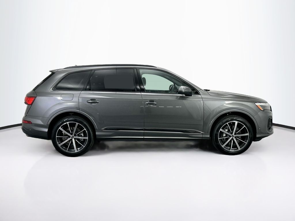 Thumbnail: 2025 Audi Q7 - 4
