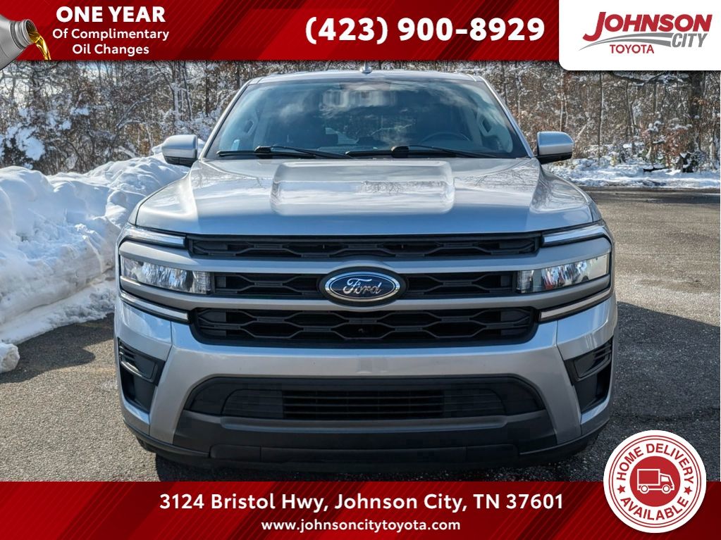 Iconic Silver Metallic 2024 Ford Expedition MAX XLT 4WD SUV / Crossover Four-Wheel Drive Automatic