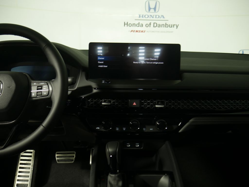 2025 Honda Accord Sport 12