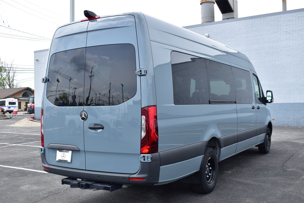 2024 Mercedes-Benz Sprinter 3500 6