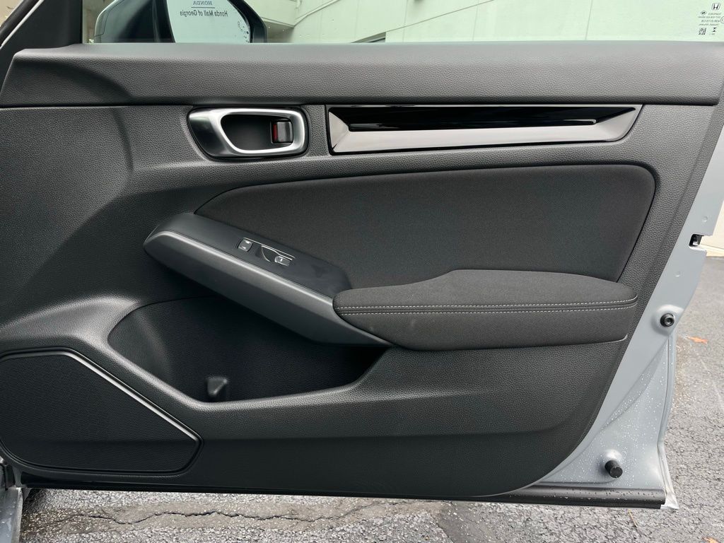 2025 Honda Civic Sport 28