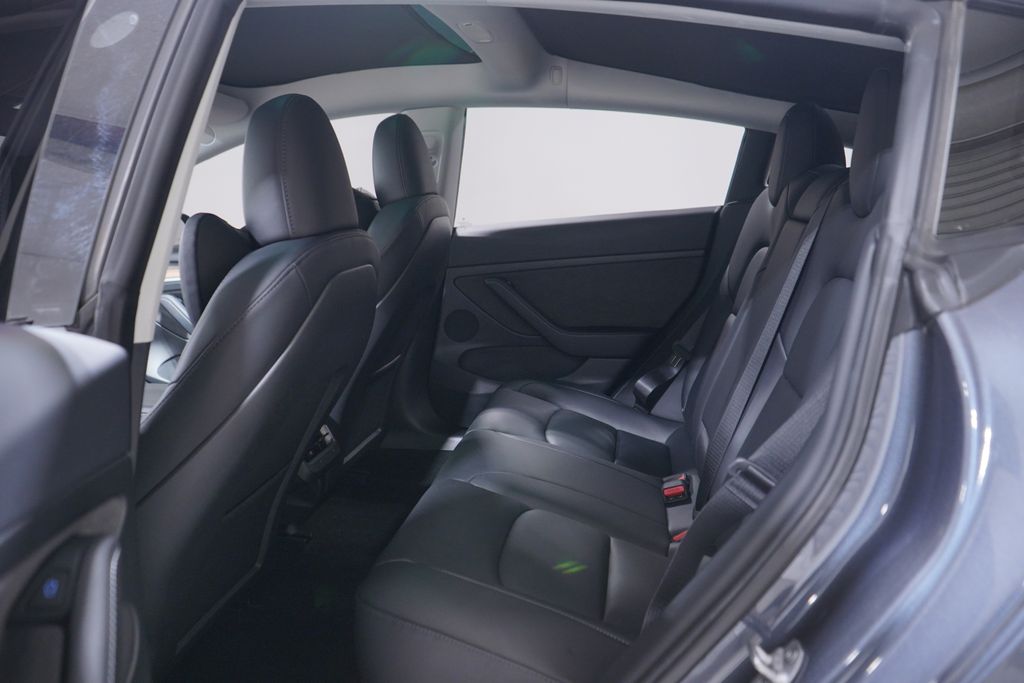 Thumbnail: 2023 Tesla Model 3 - 9