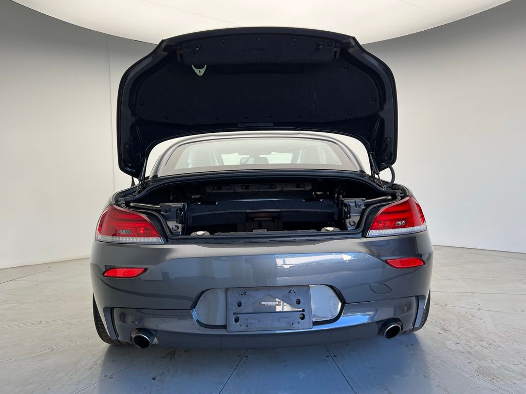 Thumbnail: 2016 BMW Z4 - 9