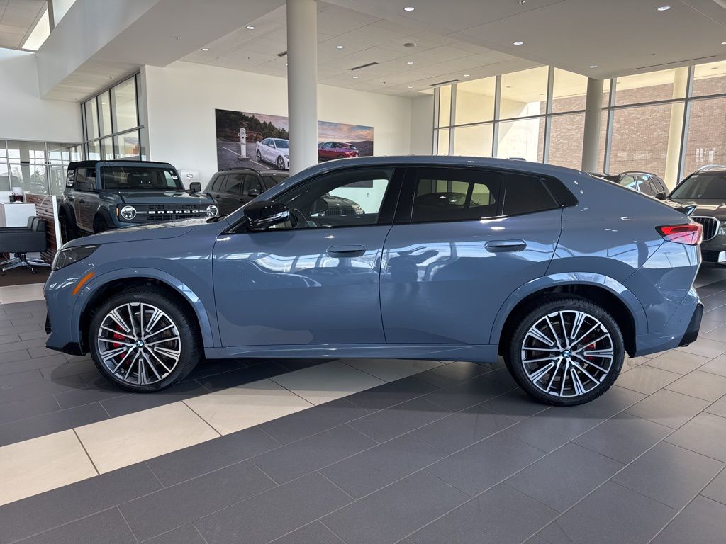 Thumbnail: 2025 BMW X2 - 8