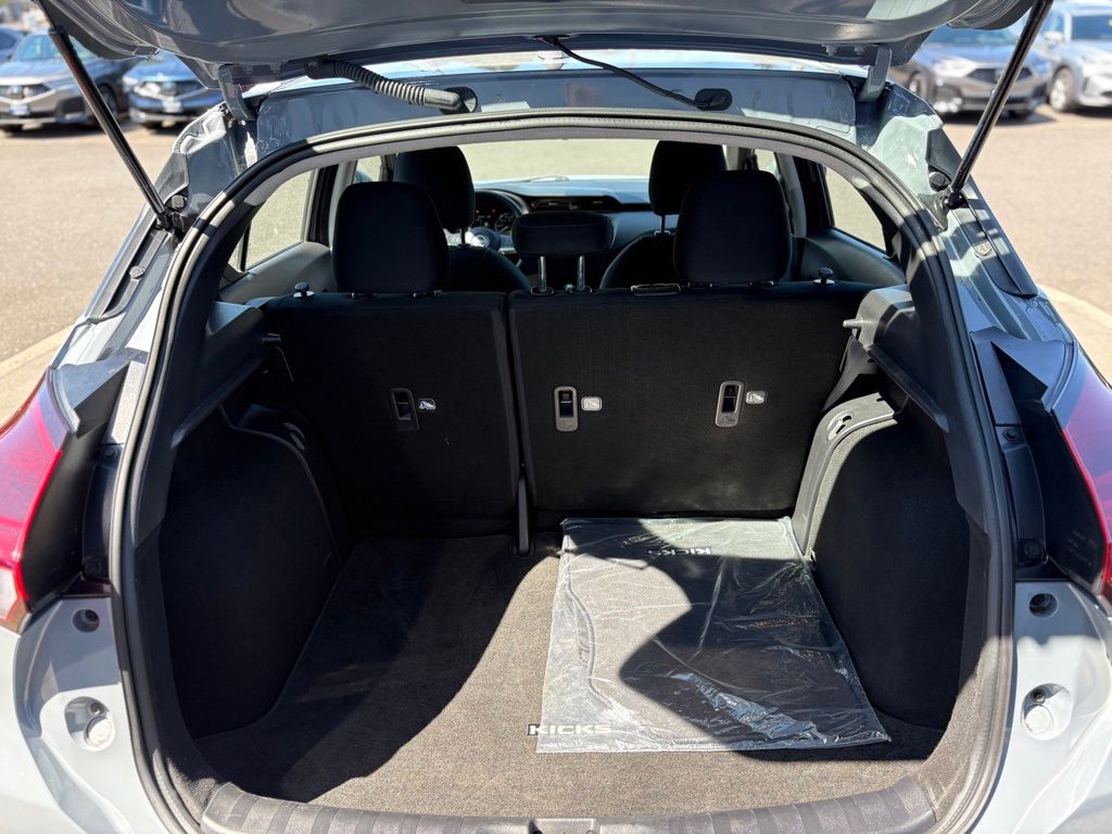 2024 Nissan Kicks SV
