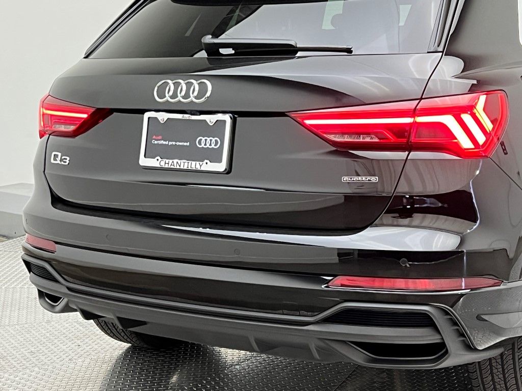 Thumbnail: 2025 Audi Q3 - 7