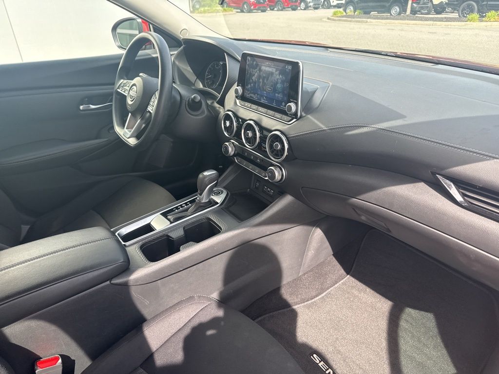 2024 Nissan Sentra SV Xtronic CVT