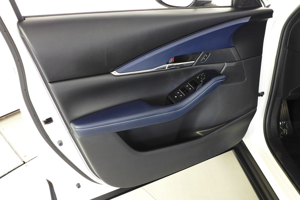 Thumbnail: 2021 Mazda CX-30 - 11