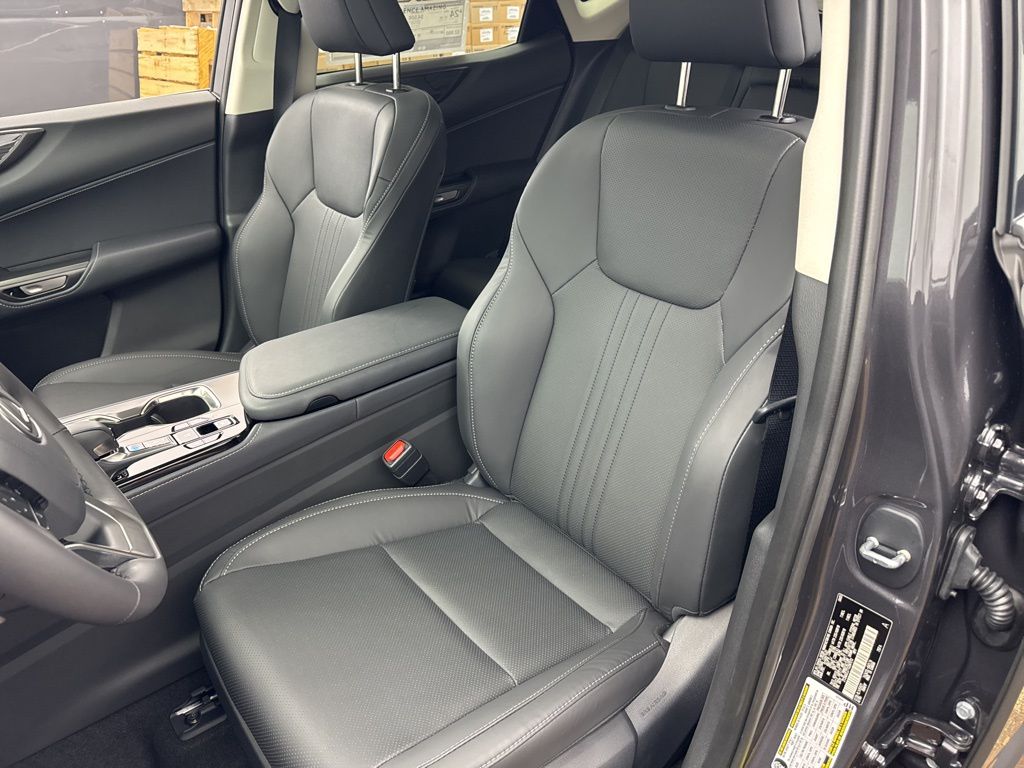 2026 Lexus NX 350 Premium AWD photo 15