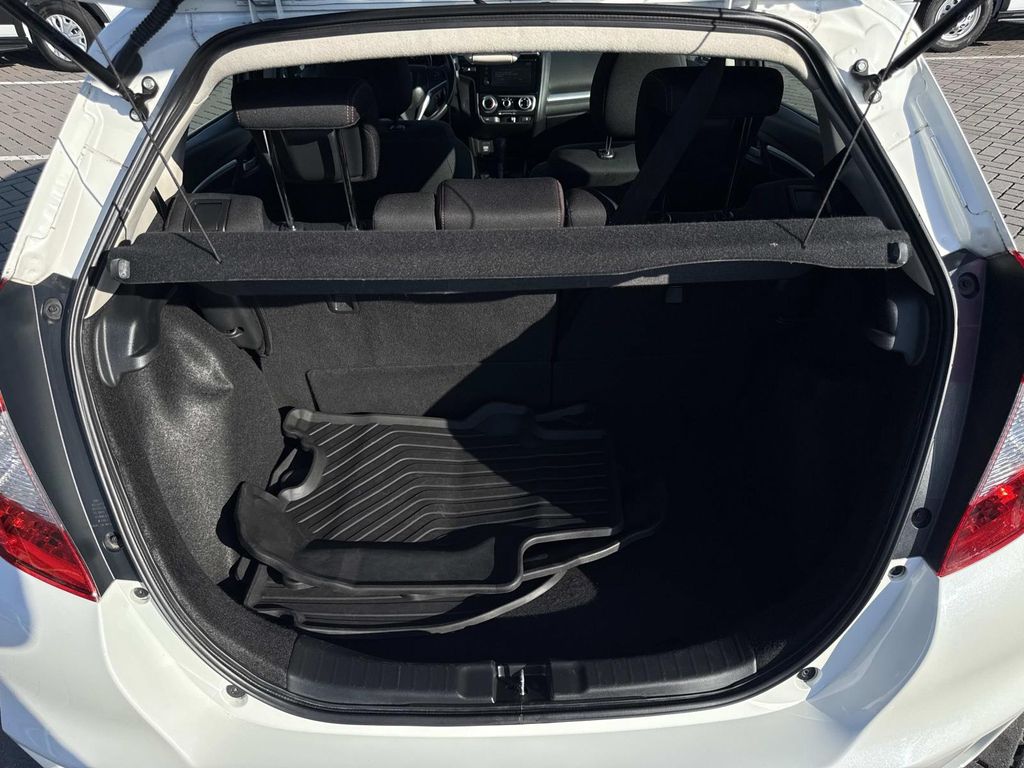 Used 2018  Honda Sport image 24