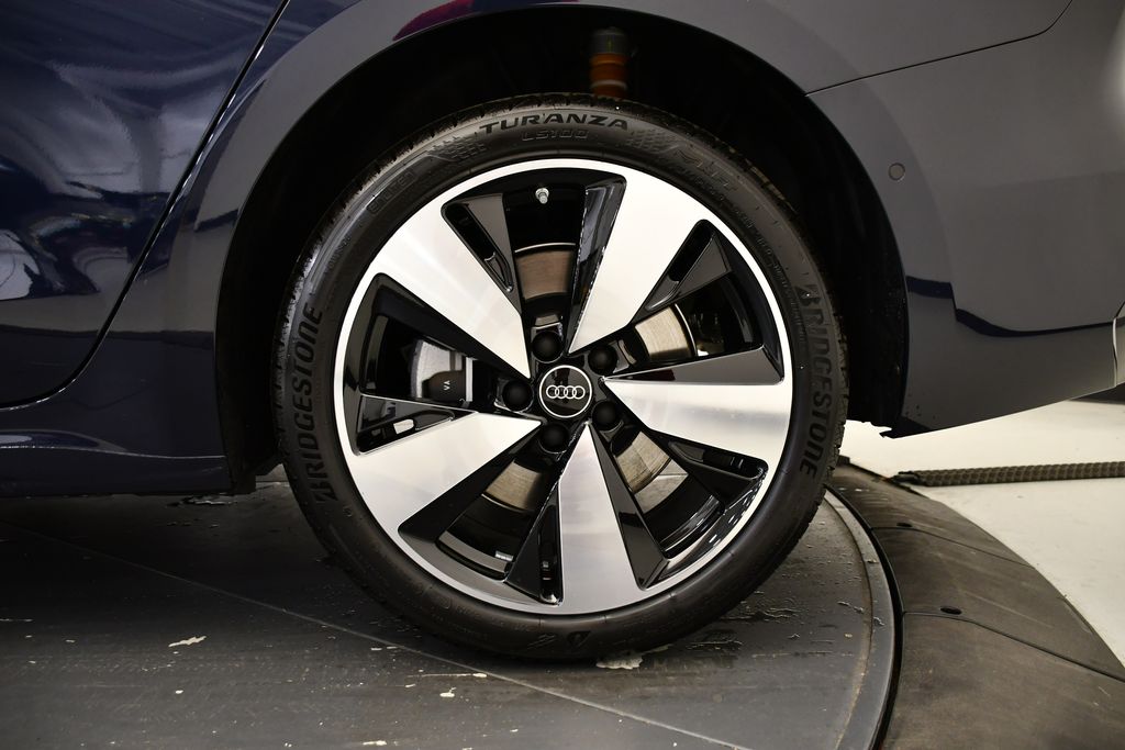 Thumbnail: 2025 Audi A5 - 14