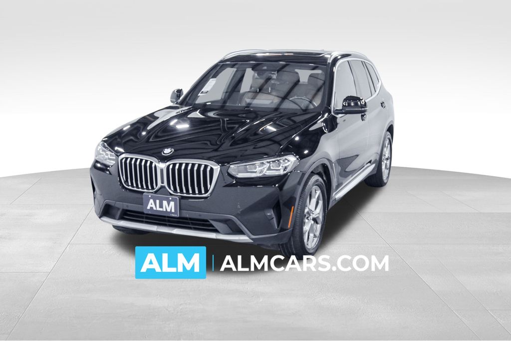 2022 BMW X3 30i's photo