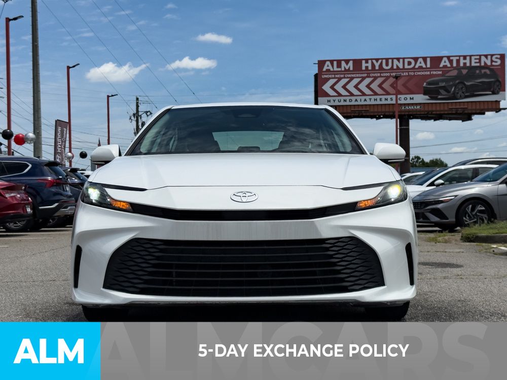 Used 2025 White Toyota LE image 3