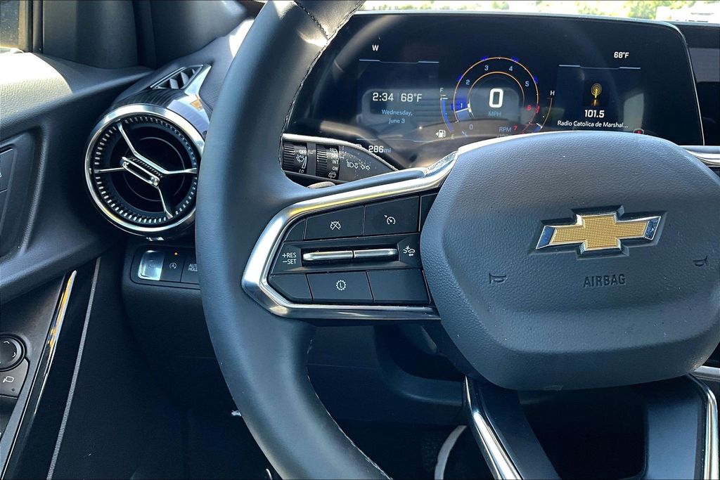 Used 2026 Chevrolet Equinox SUV