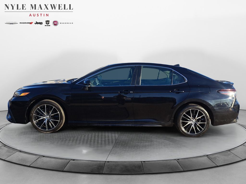 Used Car 2022 Toyota Camry  Se For Sale Under $25,000 In Austin, Texas