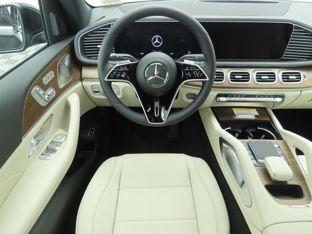 Thumbnail: 2026 Mercedes-Benz GLE - 10