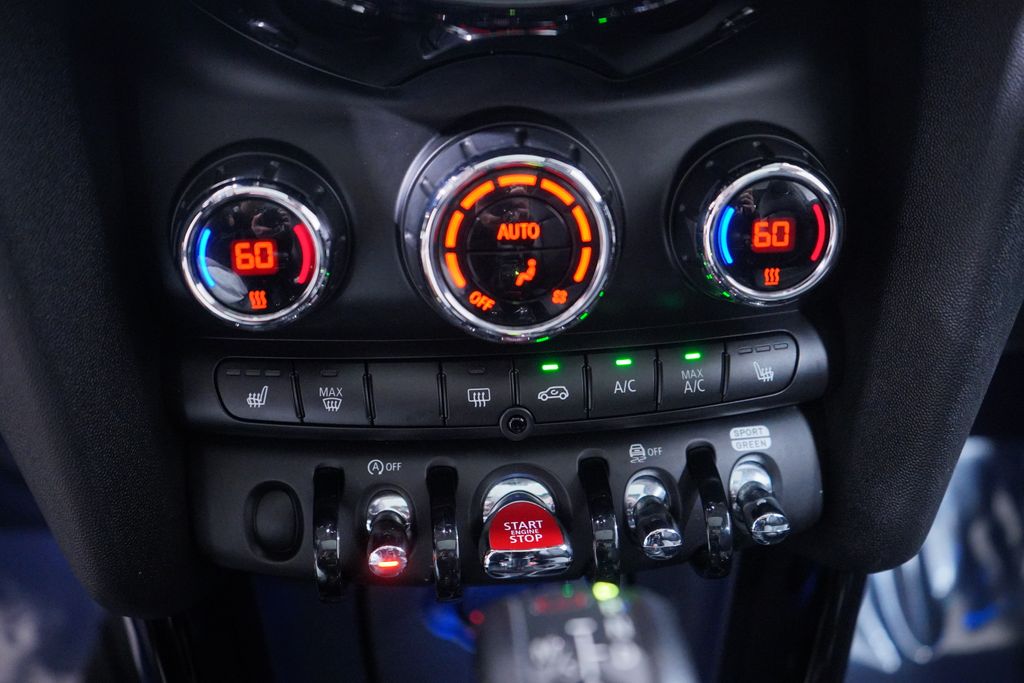 Thumbnail: 2019 MINI Cooper - 10