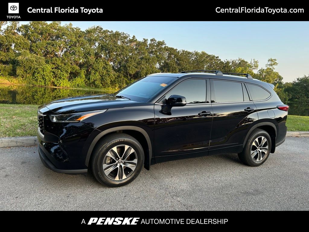2021 Toyota Highlander XLE -
                Orlando, FL