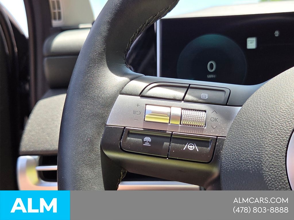 Used 2025 Gray Hyundai Limited image 27