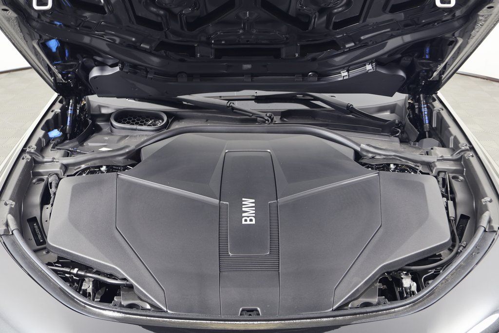 Thumbnail: 2026 BMW i7 - 9