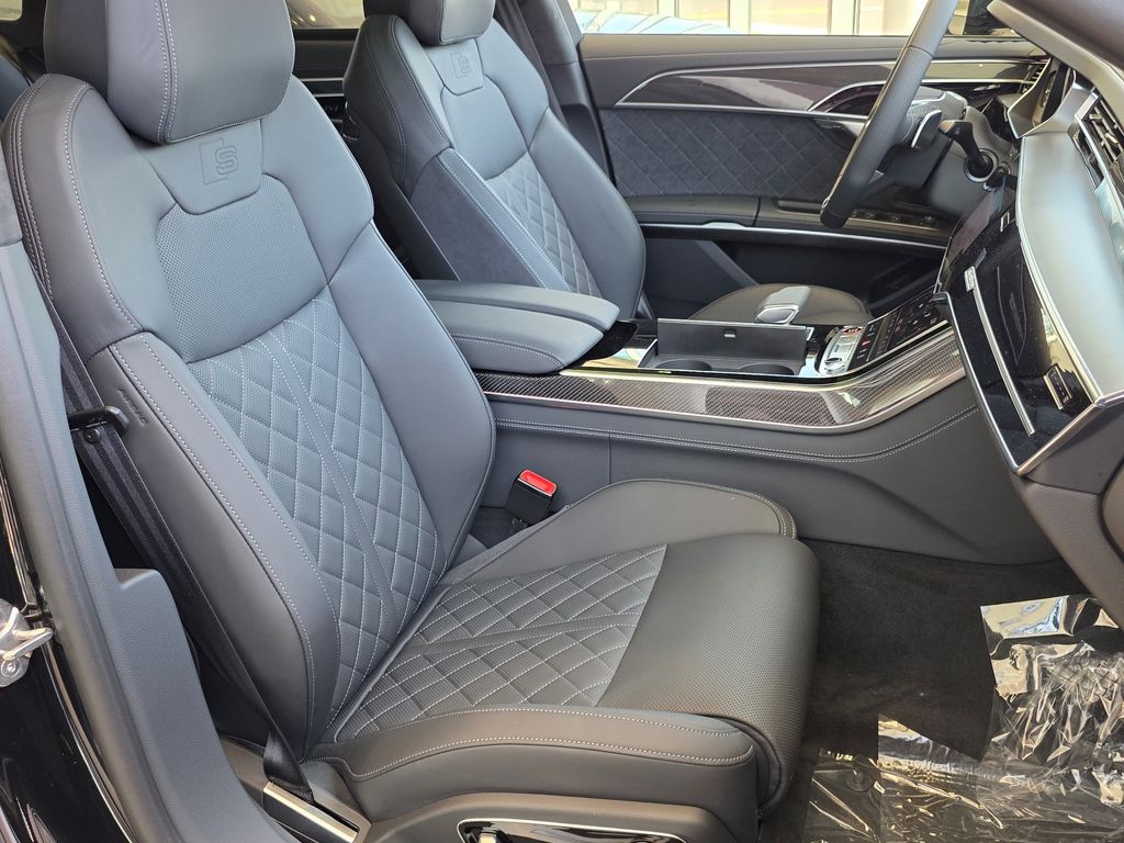 Thumbnail: 2026 Audi S8 - 17