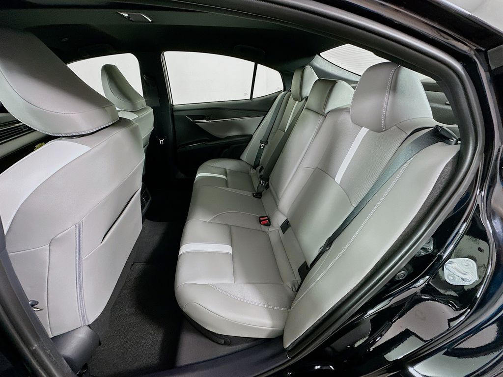 Thumbnail: 2025 Toyota Camry - 23